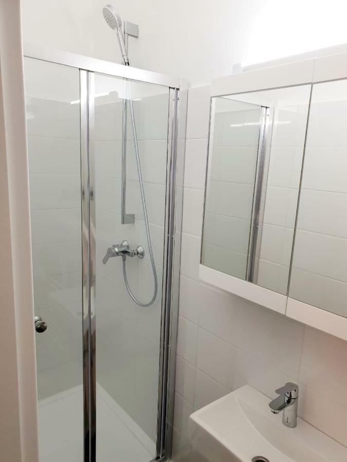 Cozy City Apartment 5 Виена Екстериор снимка